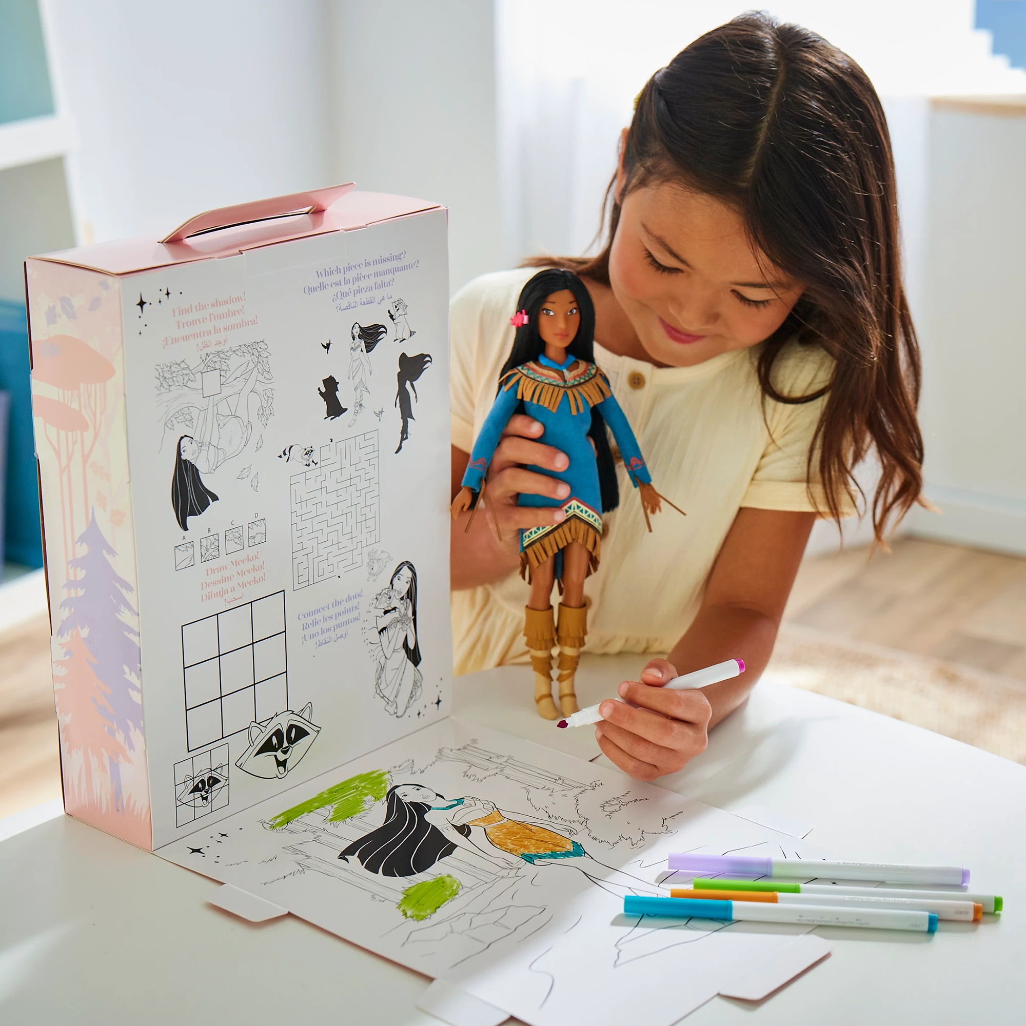 Лялька Покахонтас з набором додаткового одягу Disney Story Doll - Зображення 10